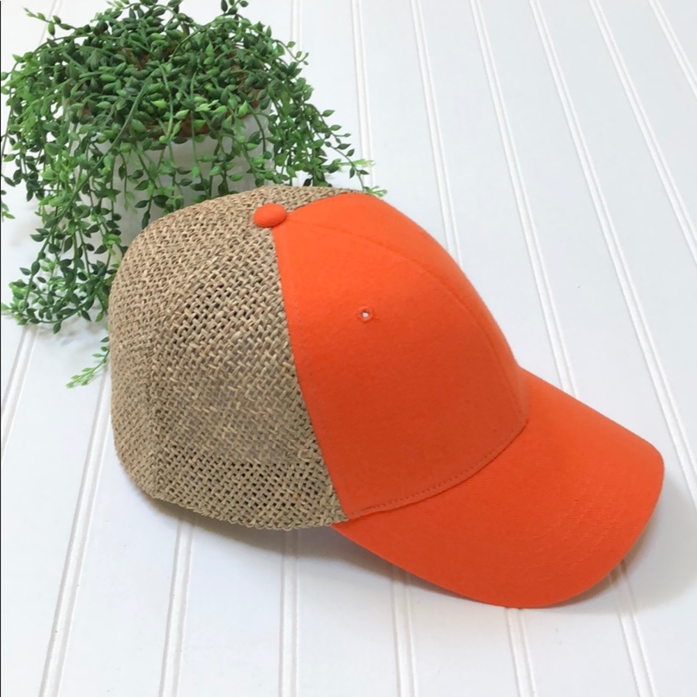 Fahrenheit hat - Picture 3 of 8